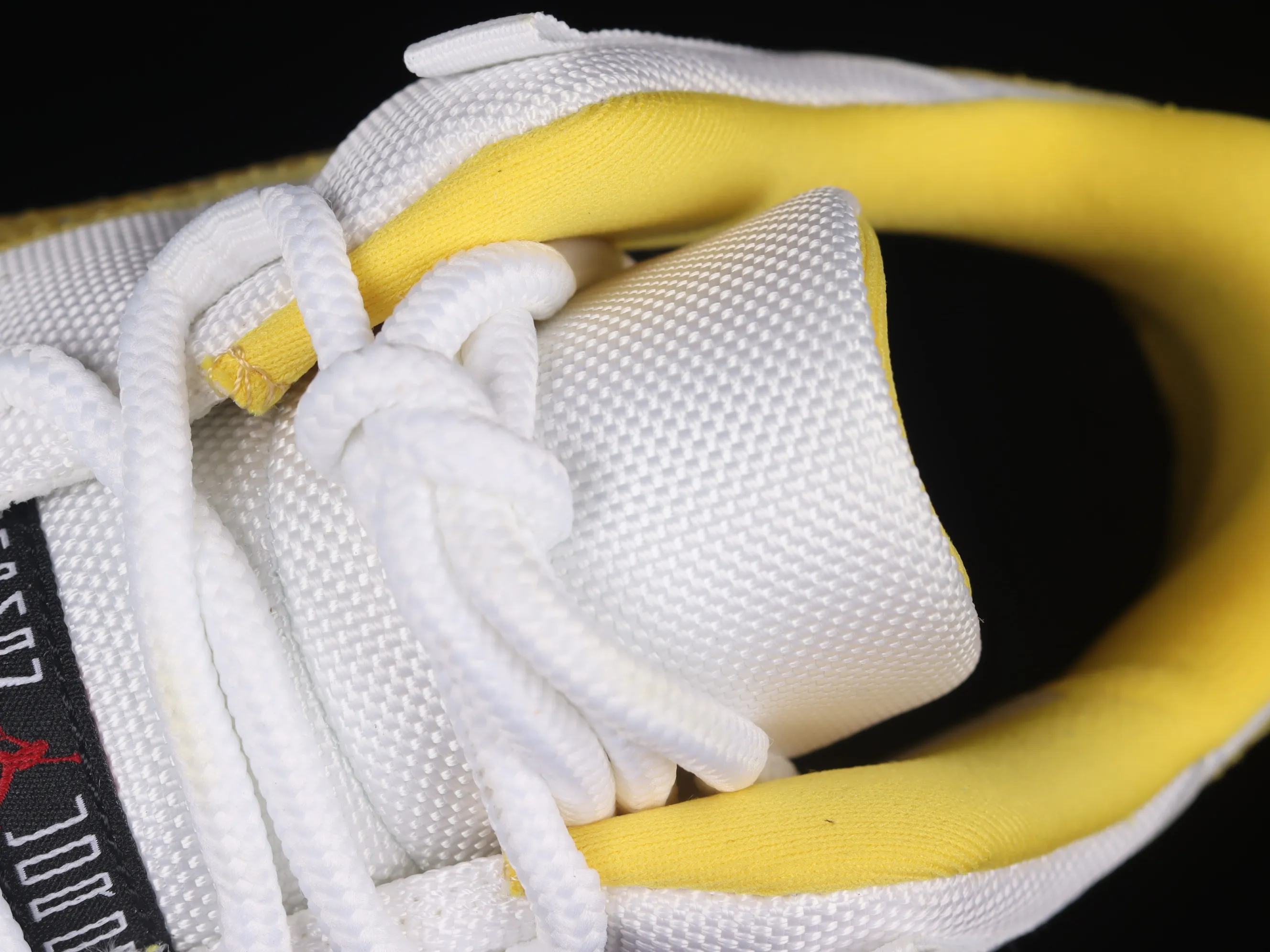 All categories Air Jordan Jordan series basketball shoes Air Jordan 11 F version Air Jordan AJ11 Low SE "Yellow Snakeskin" AJ11 Joe 11 yellow snake pattern genuine carbon AH7860-107